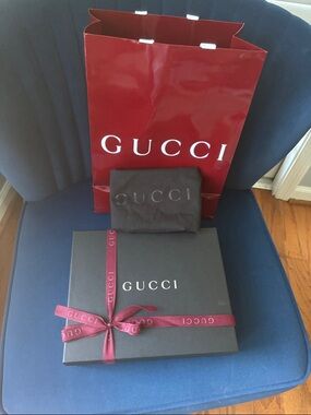 Gucci Red and Black Gift Set with Burgundy Ribbon
